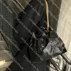 Fashion Crush Tote Designer Trash Bag Borsa a secchiello nera ad alta capacità per donna Borsa a tracolla classica con tracolla a lettera