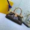 Totes Bag Damen Designer Clutch Handtasche Geldbörse Ketten Umhängetaschen Ganzstahl-Hardware Handtaschen Echtleder Tote