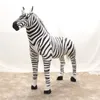 Pluszowe lalki Zebra Plush Animal Conting Miękki gigantyczny nadziewany konia Realistyczne Hukelma Soce Horse Lusama Plushie Toy Doll Diving Dift 230525