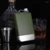 Hip Flasks 250ml Mini bouteilles de vin à emporter en plein air 304 en acier inoxydable Portable Cruche Vodka Liqueur Bouteille Fiole cachée pour l'alcool