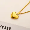 Famous Women Candy Color Pendant Necklaces Luxury Brand Double Letter Designer 18K Gold Plating Necklace Link Chains Clavicular Chain Fashion Jewelry Accessories