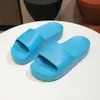 Designer Women Sandals Thick Bottom Slippers Classic Black Pink Gray Blue Flat Slipper Bathroom Leather Print Woman Flip Flops Pantoufles Sandal Slides