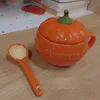 Cup ins, una piccola zucca con un alto valore nominale, una bella tazza di zucca in ceramica, una tazza da colazione con coperchio, una tazza di yogurt, una tazza d'acqua, una zucca di Halloween