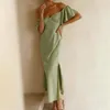Повседневные платья летние платье V-образное с коротким рукавом сплошной щель сплошного от плеча Сексуальная длинная высокая мода мода Элегантная 2023 Женская одежда