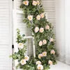 Fiori decorativi Rosa Ghirlanda artificiale Vite di eucalipto di Natale Piante finte per archi nuziali da parete Soggiorno Decorazioni per la camera da letto Disporre