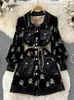 Grundläggande avslappnade klänningar Autumn Fashion Temperament Velvet Woman Dress Cute Bear Print Lace Up Midjel Lång ärm Kort kvinnor Button Up Vestidos 230526