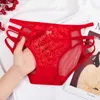 Sexy rote Höschen Dessous Slips Natal Jahr rote Spitze Frauen Unterwäsche aushöhlen Höschen Dame niedrige Taille Unterwäsche Unterhose L230626