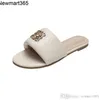 Été pantoufles vacances plage sandales vêtements d'extérieur pour femmes diapositives mode métal bouton chaussures