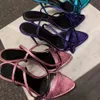 Altın Topuk Sandallar Tasarımcı Ayakkabı Moda Altın Kilit Dekorasyon Ladies Stiletto Topuk En İyi Kalite Orijinal Deri Ayakkabı Kutusu 35-43 Kadın Tasarımcılar Sandal