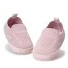 Första vandrare Baby Crib Shoes Classical Casual Sneakers Born Boy Girl Soft Sole Sports