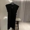 Abito estivo di marca di lusso Abito stampato con lettera di moda per donna Mini gonna sottile ad asciugatura rapida Abbigliamento donna americano 66