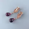 Designer Collection Stud örhängen Inlay tjeckisk zirkonpläterad guldfärg Purple Pärla Tassels Snake Serpent Snakelike Eartrop