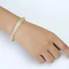 Bangle Hibride glanzende kubieke zirkonia Dubai Gold Color Big Bridal Wedding Barmers Volledige micro Pave vrouwen sieraden accessoires B-162