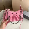 LE Designer Sacs À Bandoulière Chaîne Sac À Bandoulière Femmes Totes Sacs À Main Mode Argent Chaîne En Cuir Fourre-Tout Cross Body Moto Sac Petits Sacs À Main 19cm