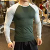 T-shirty męskie wysokiej jakości koszulki z długim rękawem Wygodne szybkie suche kulturystyka T-koszulka dla mężczyzn Trening fitness TEE BEZPŁATNIE WYSYŁA J230526
