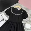 Basic Casual Dresses Designer 23 Zomer Nieuwe zware industrie Nagelboor Kraag Splice Organza Bubble Mouwen Wrapped Taille Puffy Dress K0S9