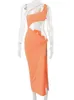 Neues Sommer-Maxikleid aus Jersey mit One-Shoulder-Ausschnitt und geteilten orangefarbenen Kleidern, Urlaubskleidung, Festival-Rave-Outfits