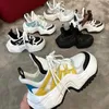 2023 Designer Archilight Sneakers Scarpe eleganti da passerella Stringate con fiocco Scarpe da papà Maglia bianca Fiocco traspirante nero Suola alta Platform Trainer Chunky Trainers Pelle