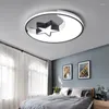 Luces de techo Simple y moderna Luz Led Estrellas Luna Dormitorio Lámpara Cálida Romántica Regulable Niños y niñas Lámpara de habitación para niños