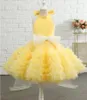 Flicka klänningar söt blommaklänning gul prinsessa puffy födelsedag jul fluffig barnklänning