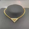 Collier Luxurys Personnalité Clavicule Chaîne Vente Pendentif Mode Triangle Inversé Lettre Designers Marque Bijoux