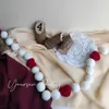Décoration de fête Guirlandes de pompons en feutre doux Blanc et rouge Inspiré Bruants de toile de fond Shabby Chic pour les tentures de la Saint-Valentin