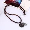 Pendentif Colliers Punk Mode Vintage En Cuir Véritable Collier Mâle Corde Femmes Bijoux En Gros 2023 LKN0280