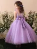 Abiti da spettacolo di compleanno viola con strass in rilievo Maniche corte Abiti da ragazza di fiori per matrimoni Collo trasparente Tulle Lilttle Abiti da sposa per spettacolo di compleanno per bambini