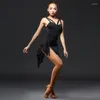 Scenkläder sexig latin dansklänning balsal tävling kvinnor svart rygglös tofs för samba övningsklänningar