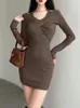 Casual jurken retro mode halter nek twist bruine bodycon jurk Koreaans ruches lange mouw basische damesveerdoek