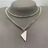 Collier Luxurys Personnalité Clavicule Chaîne Vente Pendentif Mode Triangle Inversé Lettre Designers Marque Bijoux