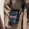 イブニングバッグ刺繍文字シングルショルダー携帯電話ポータブルコイン財布通勤口紅キーストレージクロスボディ女性のためのクロスボディ