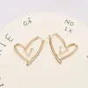 Charme Designer Letter Stud Oreing Gold Hoop Oreilles Femmes Bijoux Bijoux Diamond Oreille d'oreille ACCESSOIRES DE CADEAU Y240429