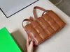 Borsa a tracolla intrecciata Bottegaavenetas da donna CASSETTA IMBOTTITA borse grandi alla moda intrecciate Borsa a tracolla in pelle con tracolla cosmetica Organizer Pochette me UXHZ