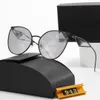 2023 Luxury Rectangle Solglasögon för kvinnor Fashion Womens varumärke Deisnger Full Frame UV400 Lens Summer Style Liten Oval Top Quality kommer med Case945