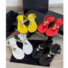 2024 neue Hausschuhe frauen Sommer Sexy Luxus Designer Leder Sandalen Mode Strand Wohnungen Hohe Klasse Vielseitig