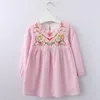 Robes de fille robe Melario de fille mignonne à manches longues broderie col rond enfant vêtements pour enfants vêtements pour enfants fête décontractée