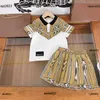 Luxury Baby Tracksuits Kids T-Shirt Set Child Suits 2st Splice Design Lapel T-Shirt och Cross Stripe Design Shorts #Multiple Product