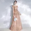 Elegante Abendkleider in Übergröße mit Cape-Wickel, arabische Dubai-Abendkleider, lila Abendkleid, Robe de Soiree, Damen-Formalkleid mit Illusionsausschnitt und Perlenkristallen