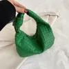 Röd 2023 Fashion Women Leather Woven Bag Luxury Black Designer Handväska Weave Top Handtag Green Pink Silver Khaki Kvinna