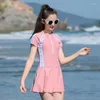 Costumi da bagno da donna Costume da bagno intero da ragazza Abito maniche corte Camicia Pantaloncini Costume da bagno tinta unita Abbigliamento da spiaggia per ragazze adolescenti Abbigliamento sportivo