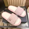 Pantofole firmate Sandali di alta qualità Beach Woven Ladies Casual Slides traspiranti Tinta unita Ricamo OutdoorTravel Indoor Shoes