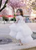 Vestidos de niña Blanco Puffy Girls para bodas Pearl Ruffles Tulle Luxury Ruffled Kids Pageant Vestidos Vestido de primera comunión