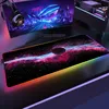 Rustruimte RGB-muismat Gameraccessoires Grote LED-lichtmuismatten XXL Gaming PC-computertapijt Bureau met rubberen muismat met achtergrondverlichting