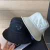 Kadın Tasarımcı Kış Beanie Erkek Kafatası Kapakları Şapka Kapak Şapkaları Snapback Maske Pamuk UNISEX KASİK PATCHWORK MEKTUPLARI Lüks Açık Mekan Beanies