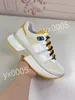 Top Designer Flat Sneaker Trainer أحذية غير رسمية أحذية جلدية بيضاء تراكب منصة أزياء رجال أحذية رياضية منخفضة