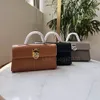 CAFUNES Bolso de hombro 5A Bolso grande de diseñador Mujer Cartera de postura de cuero real Soporte de mano Clamshell Patrón de lichi Mensajero Bolsos cruzados trapezoidales