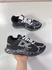 2023 nouvelles chaussures de marque Hot Sneaker Platform Classic Leather Sports Skateboard Chaussures Hommes Femmes Sneakers running Walking noir blanc
