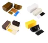 8 Stück SOMMER Top Qualität gelb Schwarz Braun Rot Sonnenbrillen Pakete Box mit Brillen Kleidung High 9style EYEGlasses Black Case Brillen Zubehör Box