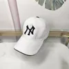 Ny modebaseballmössa Män designer Caps Luxury Brand Hat Woman Casquette Justerbar kupol bokstav djur broderad sommarskuggning av bollhattar